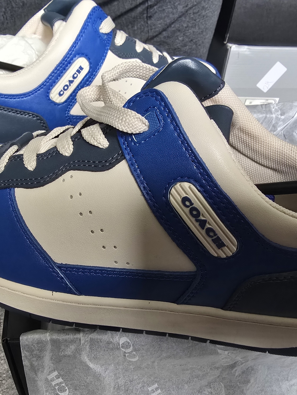 COACH Men's Blue and Cream Leather Sneakers